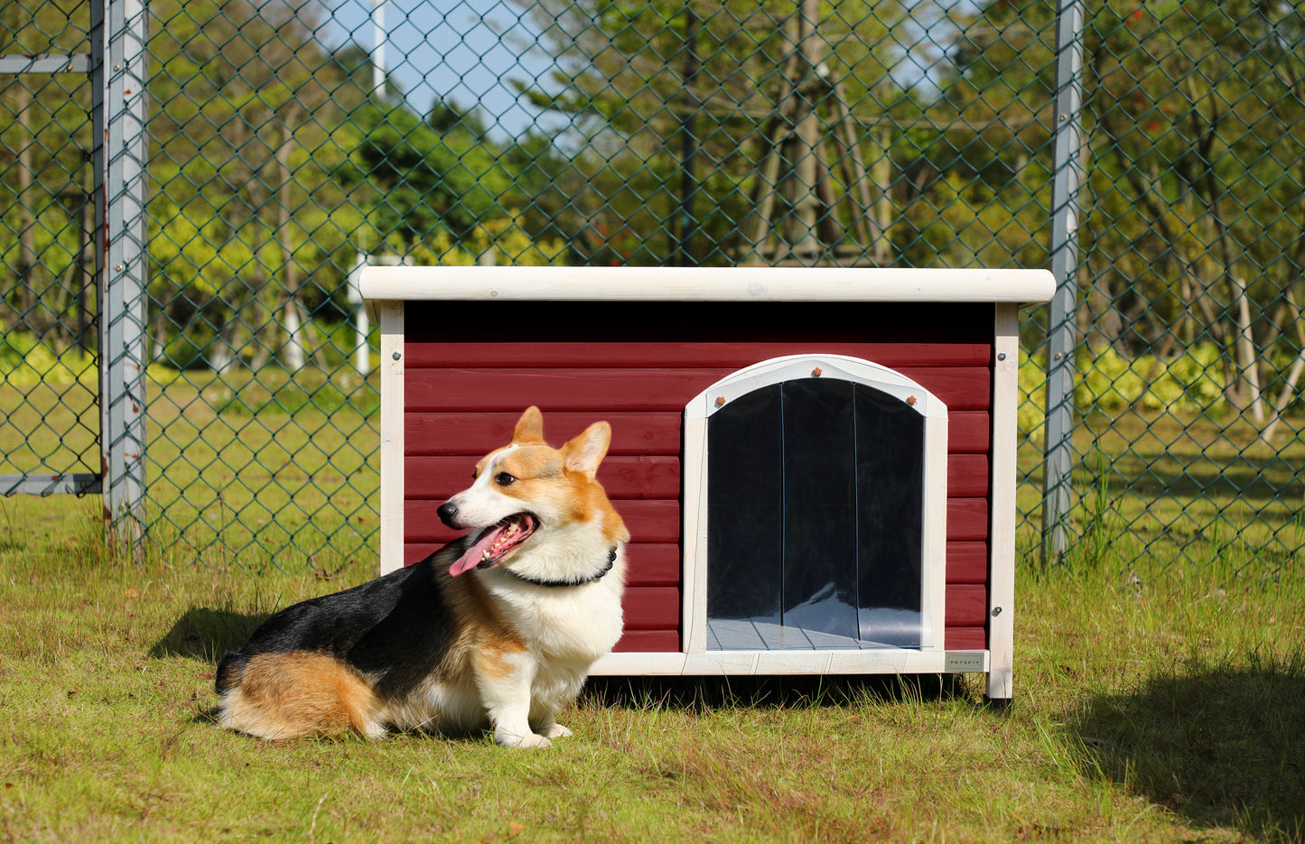 Medium Wooden Outdoor Dog House, Waterproof Roof, Elevated Floor, Adjustable Plastic Feet, Red